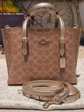 COACH MOLLIE TOTE BAG 25 IN SIGNATURE CANVAS
